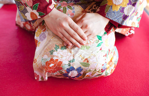 お盆休暇のお知らせでございます!【8月11日(日)~15日(木)まで】 お盆休暇のお知らせでございます!【8月11日(日)~15日(木)まで】