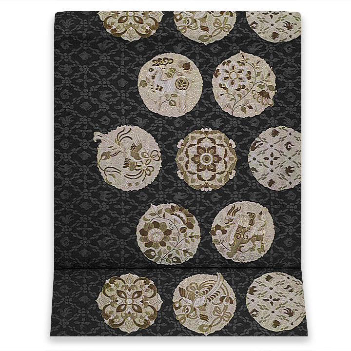 【カジュアル×袋帯】オシャレな柄行と落ち着いた色合いですので、幅広い年代でお締め頂ける博多織のおすすめ袋帯でございます♪ 【カジュアル×袋帯】オシャレな柄行と落ち着いた色合いですので、幅広い年代でお締め頂ける博多織のおすすめ袋帯でございます♪