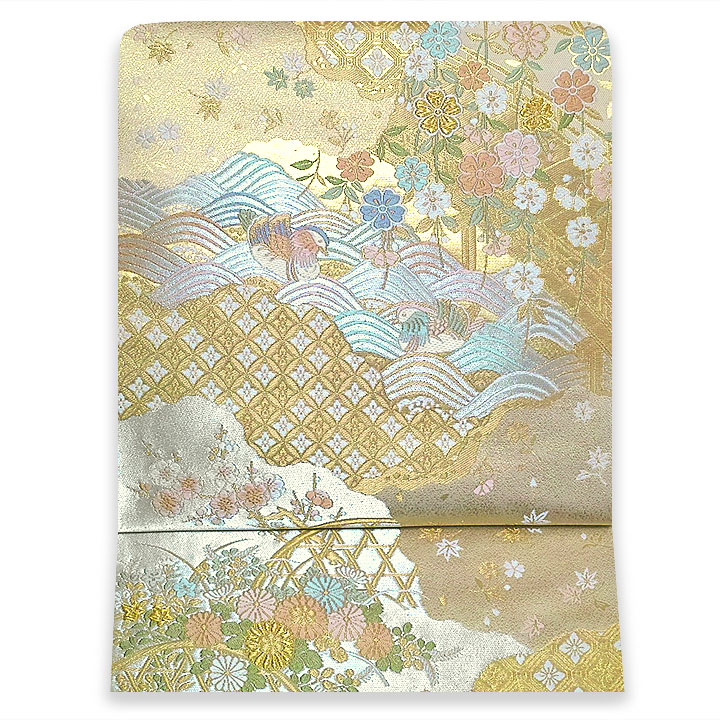 【全商品半額SALE開催中!】服部織物が手掛けた西陣織の袋帯が入って参りました!美しい柄行と引箔による高級感溢れるお色であなたの気姿を美しくすること間違いなしでございます!フォーマル着に抜群に合わせやすい袋帯でございますよ♪ 【全商品半額SALE開催中!】服部織物が手掛けた西陣織の袋帯が入って参りました!美しい柄行と引箔による高級感溢れるお色であなたの気姿を美しくすること間違いなしでございます!フォーマル着に抜群に合わせやすい袋帯でございますよ♪