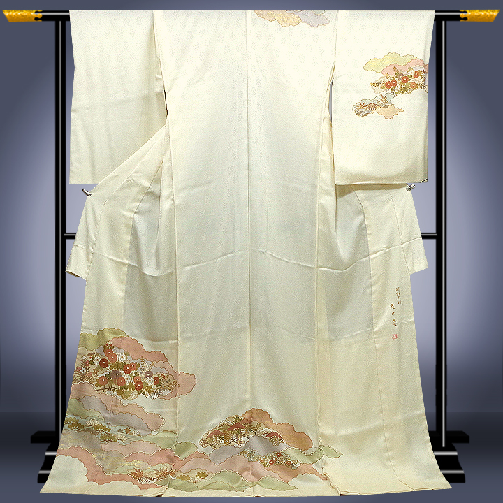 皇室献上作家、藤井寛氏による美しい逸品訪問着が入って参りました!どような席にいかれても胸をはって頂ける、最高級訪問着になります(^O^) 皇室献上作家、藤井寛氏による美しい逸品訪問着が入って参りました!どような席にいかれても胸をはって頂ける、最高級訪問着になります(^O^)