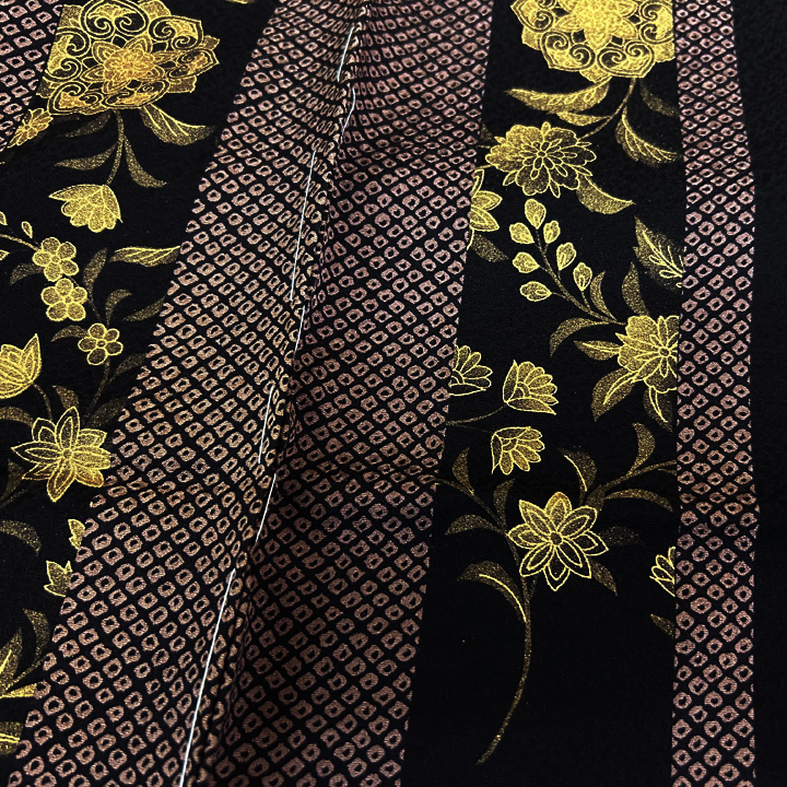 金彩師「板倉宏美」本金箔で描かれた美しい大人の訪問着