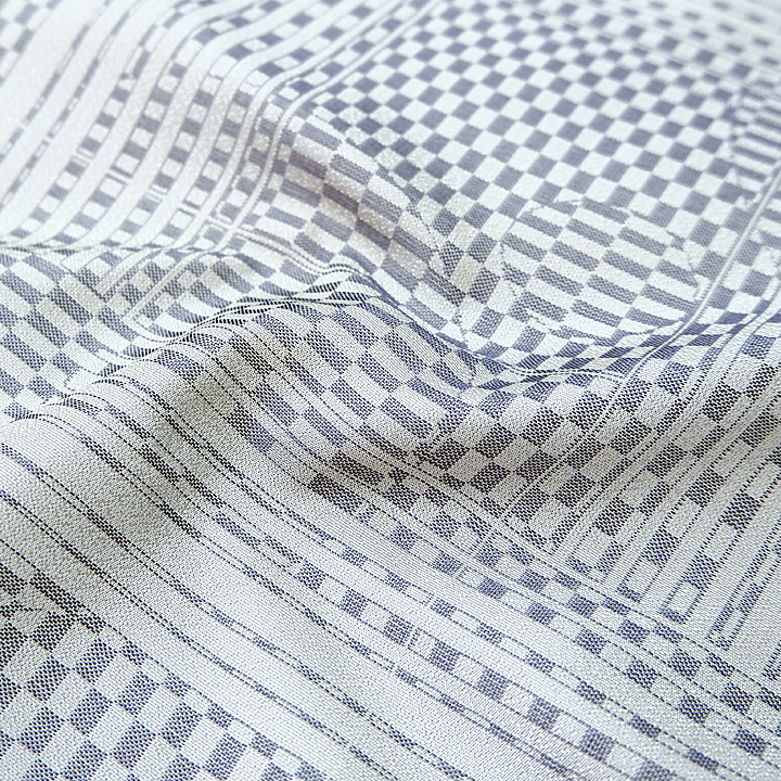 個性的なお洒落感で着こなす幾何学的デザイン 男女兼用の西陣織 広巾御召反