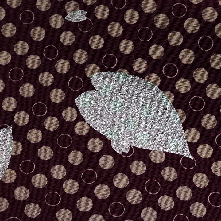 五嶋紐ブランド　染九寸名古屋帯【葡萄茶色　舞う花びら】