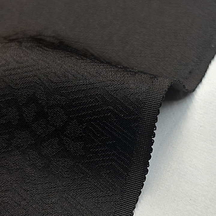 島善謹製　訪問着【角倉金襴】