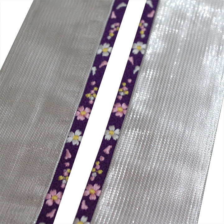 刺繍 重ね衿【花・シルバーに紫色】