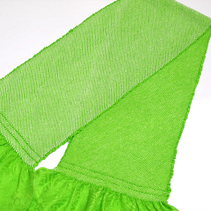 鮮やかな黄緑色　手絞りによる正絹絞り帯揚げ - ウインドウを閉じる