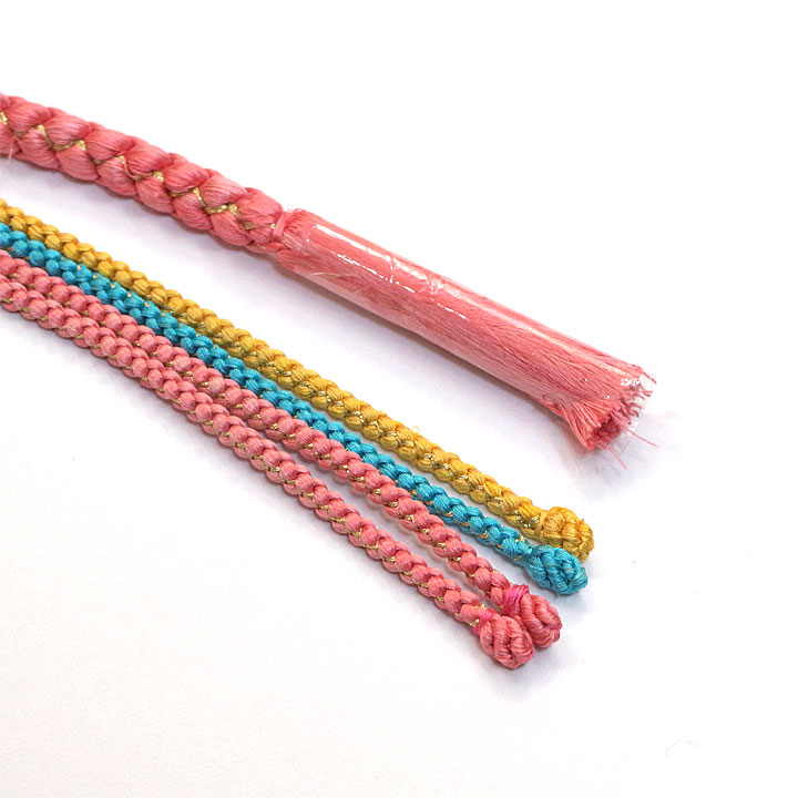 可愛いピンクで可愛く魅せる正絹飾り帯締め