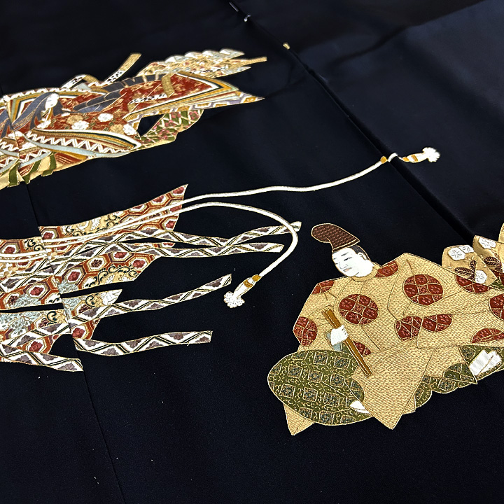☆豪華な刺繍の黒留袖