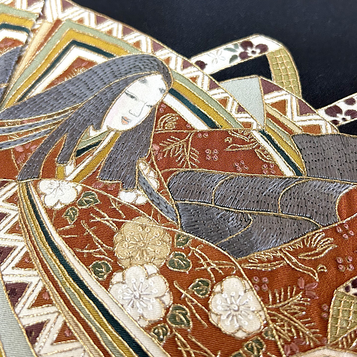 豪華な刺繍が魅せる 祝いの席にふさわしい特選黒留袖 豪華な刺繍が 