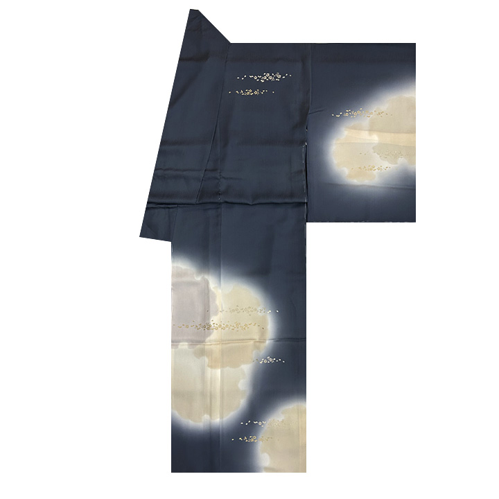 上品な装いをお求めの方にふさわしい　丹後ちりめんの雪輪の訪問着