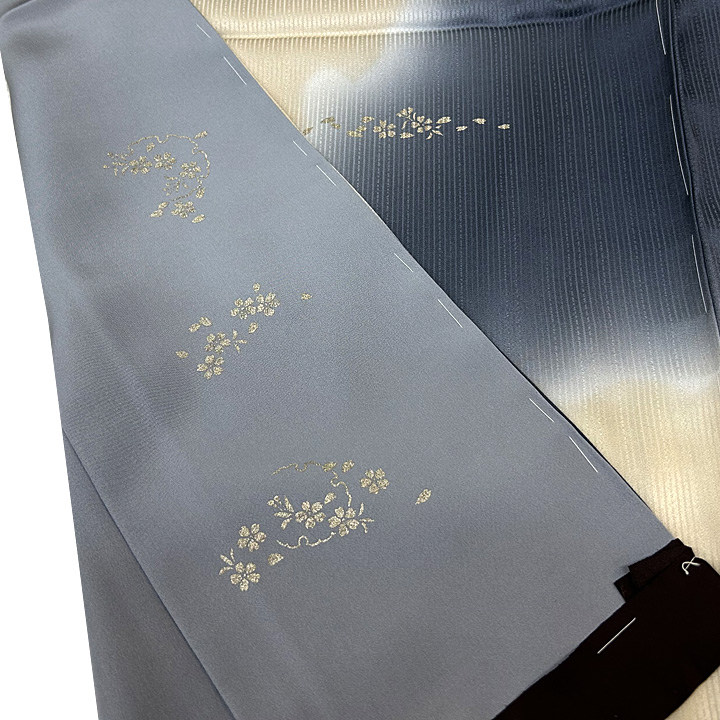 上品な装いをお求めの方にふさわしい　丹後ちりめんの雪輪の訪問着