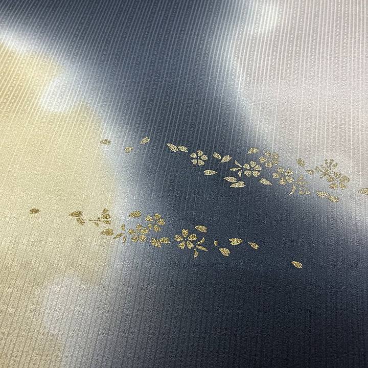 上品な装いをお求めの方にふさわしい　丹後ちりめんの雪輪の訪問着