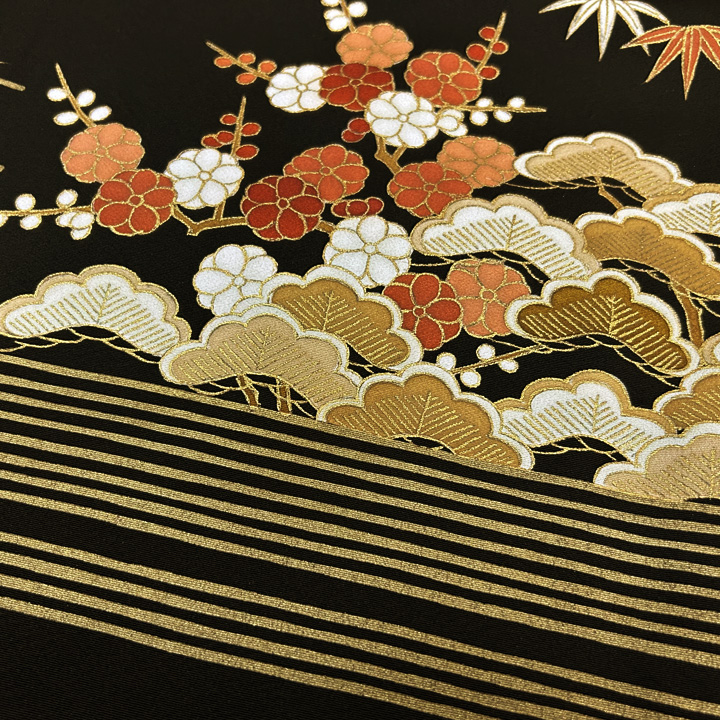 格式高い古典の美　京都の一流染匠が創作した黒留袖