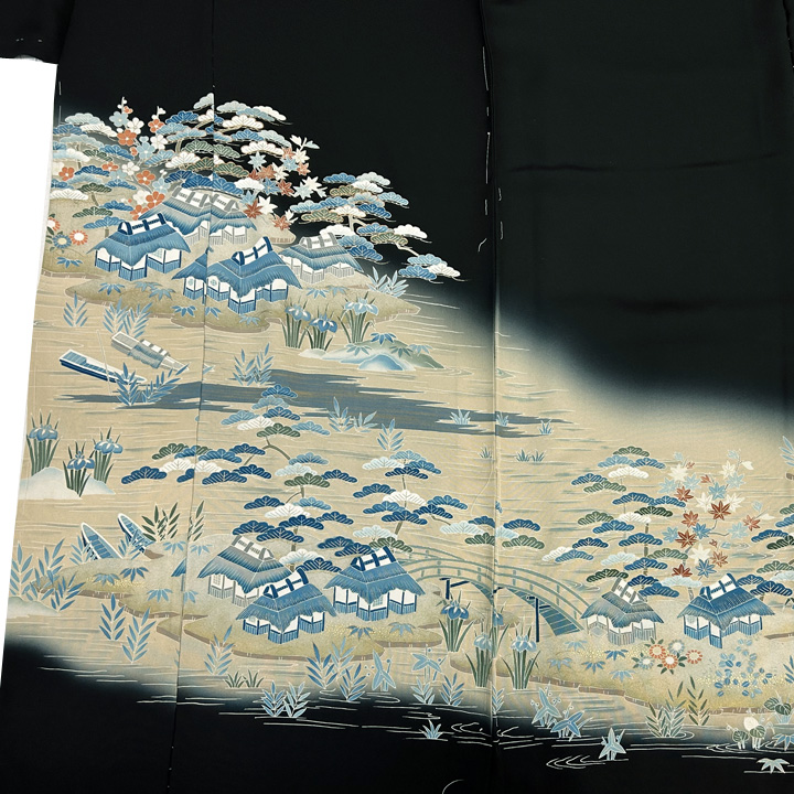 冴える青、落ち着きのある茶屋辻柄　特選黒留袖