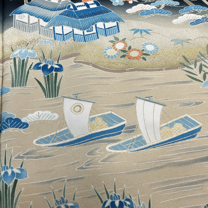 冴える青、落ち着きのある茶屋辻柄　特選黒留袖