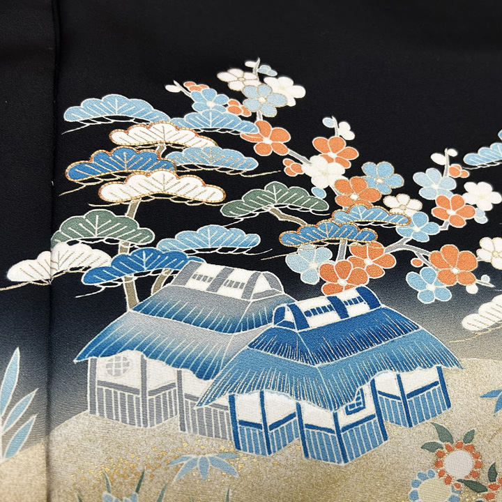 冴える青、落ち着きのある茶屋辻柄　特選黒留袖