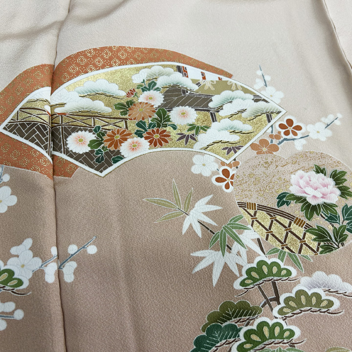 品格のある優美な古典柄　京友禅本染め色留袖