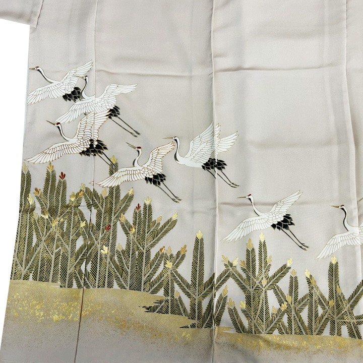 飛び鶴の優美な柄ゆき 一流染匠が創作した特撰色留袖 - ウインドウを閉じる