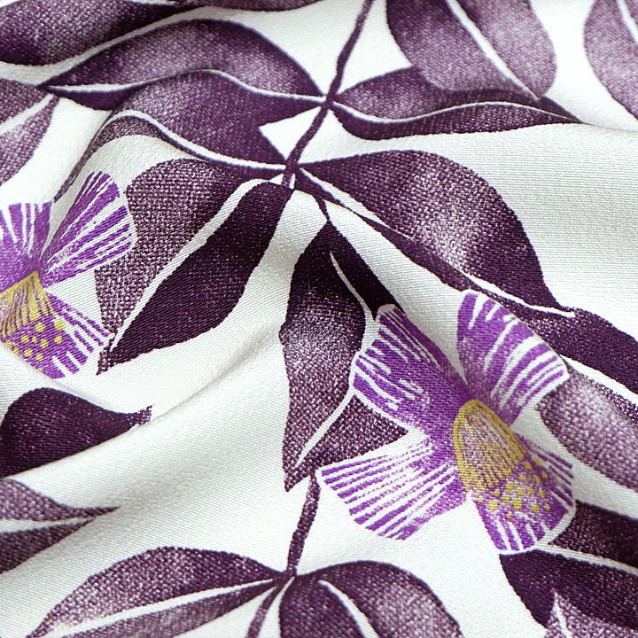 紫色の葉模様 小紋着物 洗える着物 袷 レトロ モダン 小紋 フリーサイズ オフホワイト