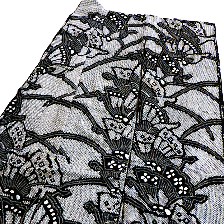 絞りの加藤　本疋田総絞り振袖【黒白　蝶々】