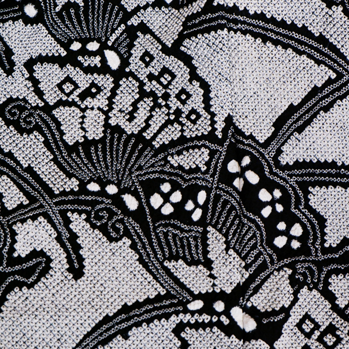 絞りの加藤　本疋田総絞り振袖【黒白　蝶々】