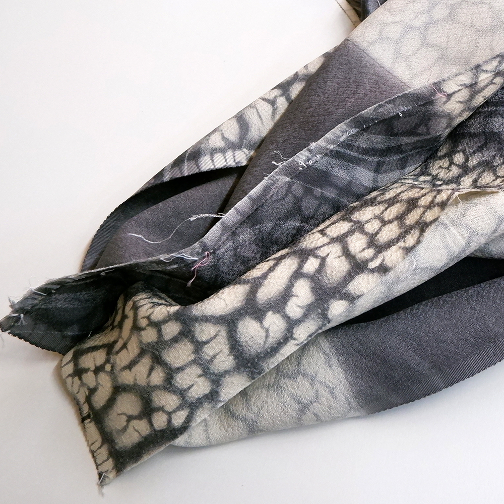 山本唯与志謹製　訪問着【律】　