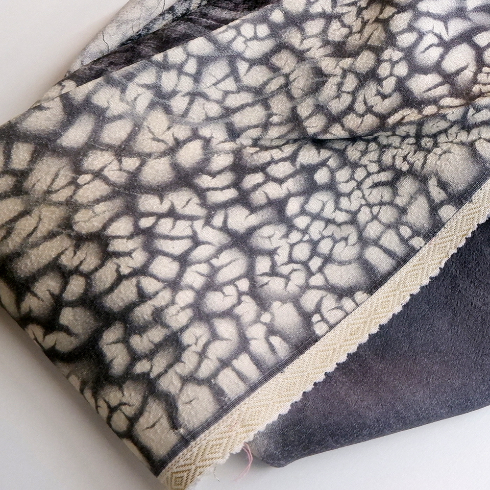 山本唯与志謹製　訪問着【律】　