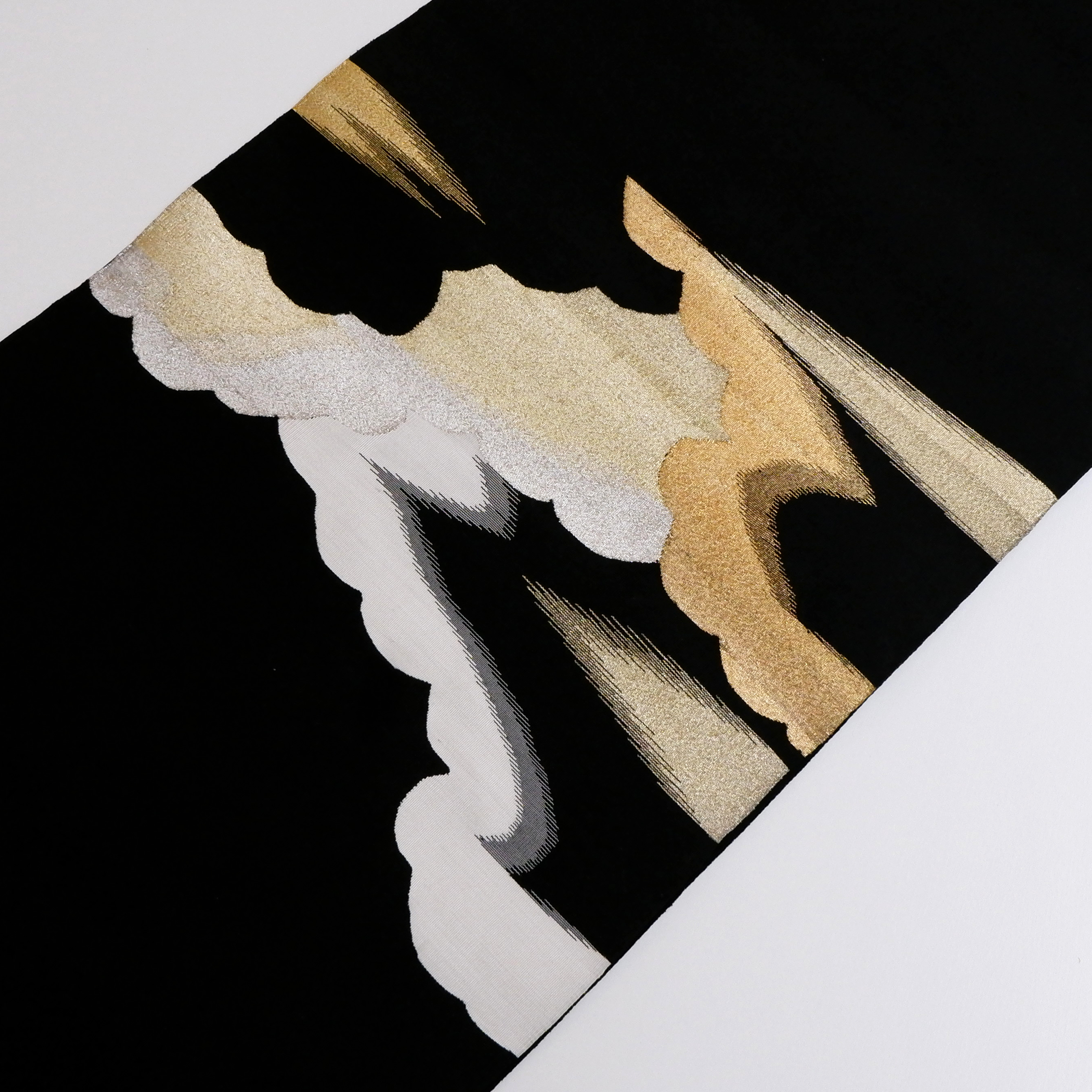 中国工藝美術大師　王　金山　八寸帯【雲】　