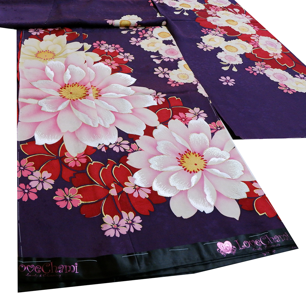 妖艶な牡丹花が際立つ大人可愛いデザイン　落ち着いたカラーで着こなす振袖　