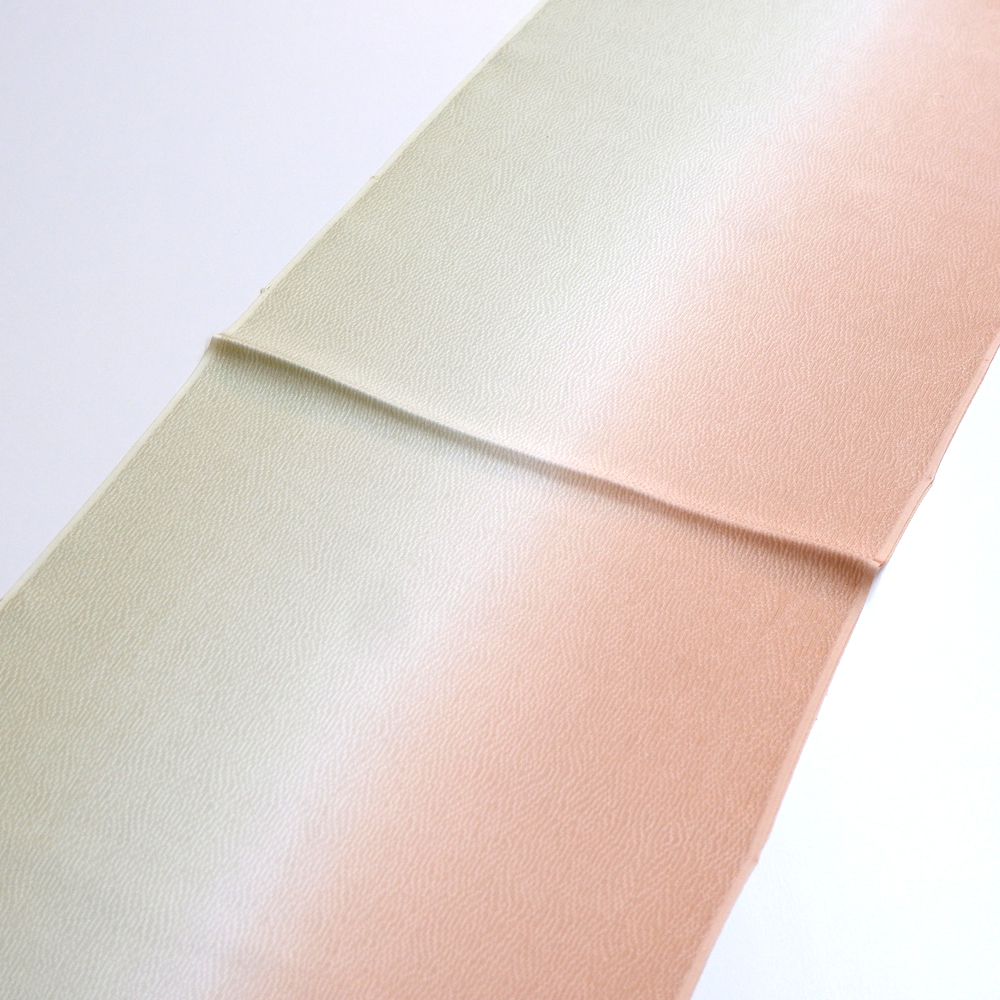 紐の渡敬謹製　正絹帯揚げ【ベージュ×薄橙】