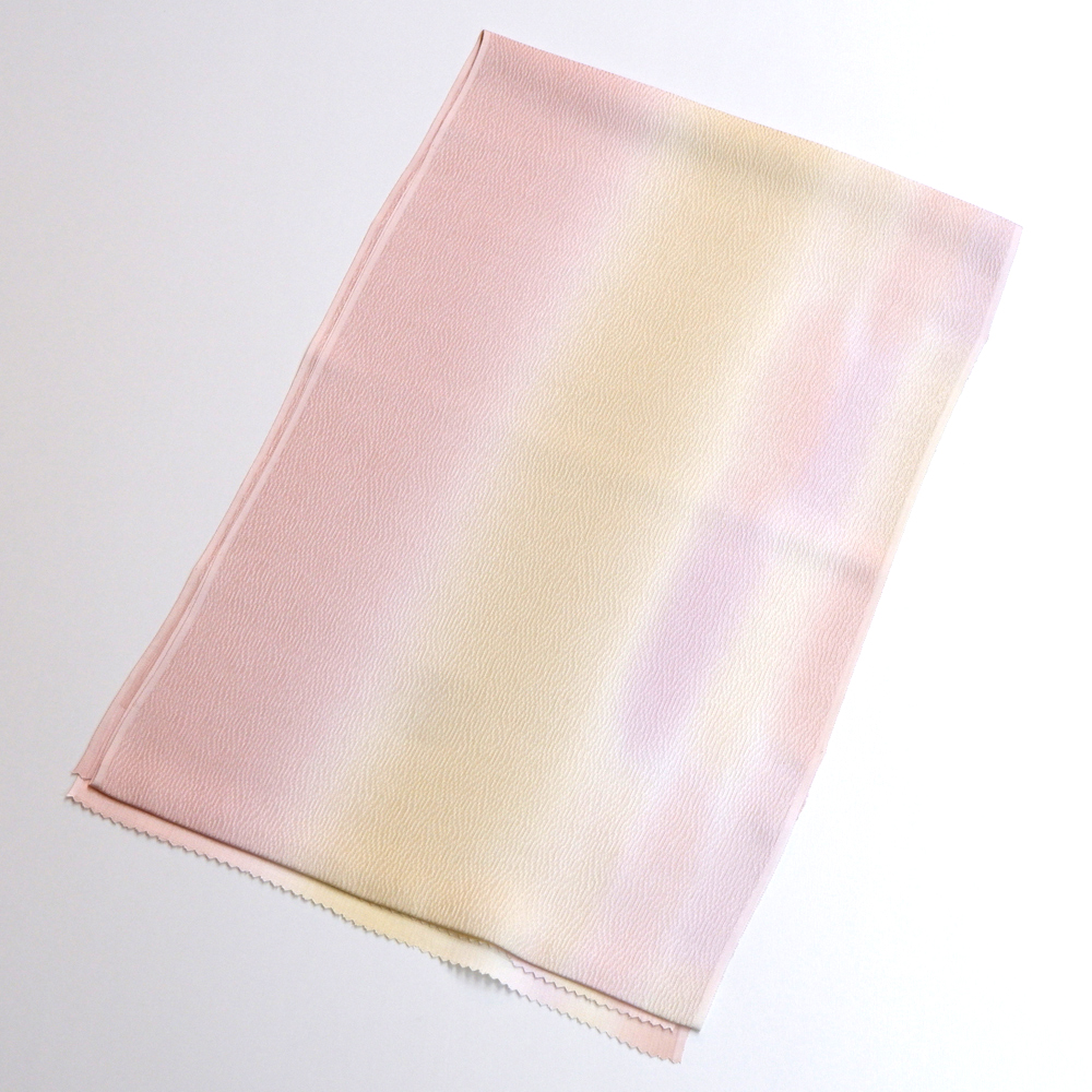 紐の渡敬謹製　正絹帯揚げ【多色ぼかし】