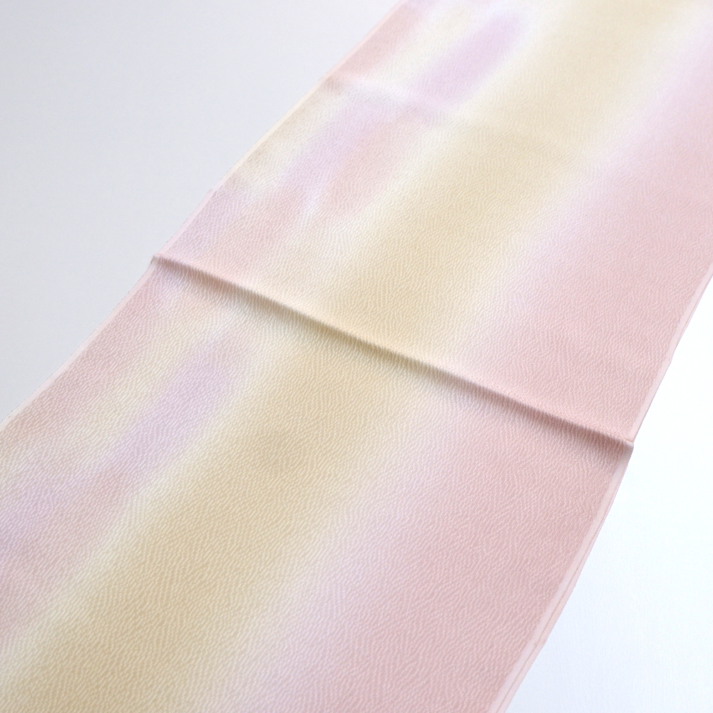 紐の渡敬謹製　正絹帯揚げ【多色ぼかし】