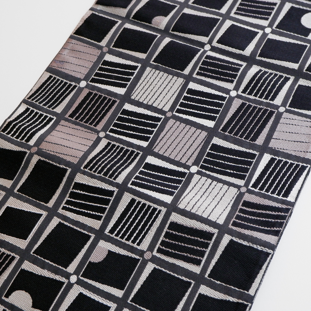 岡文織物謹製　西陣織袋帯【幾何学模様】　