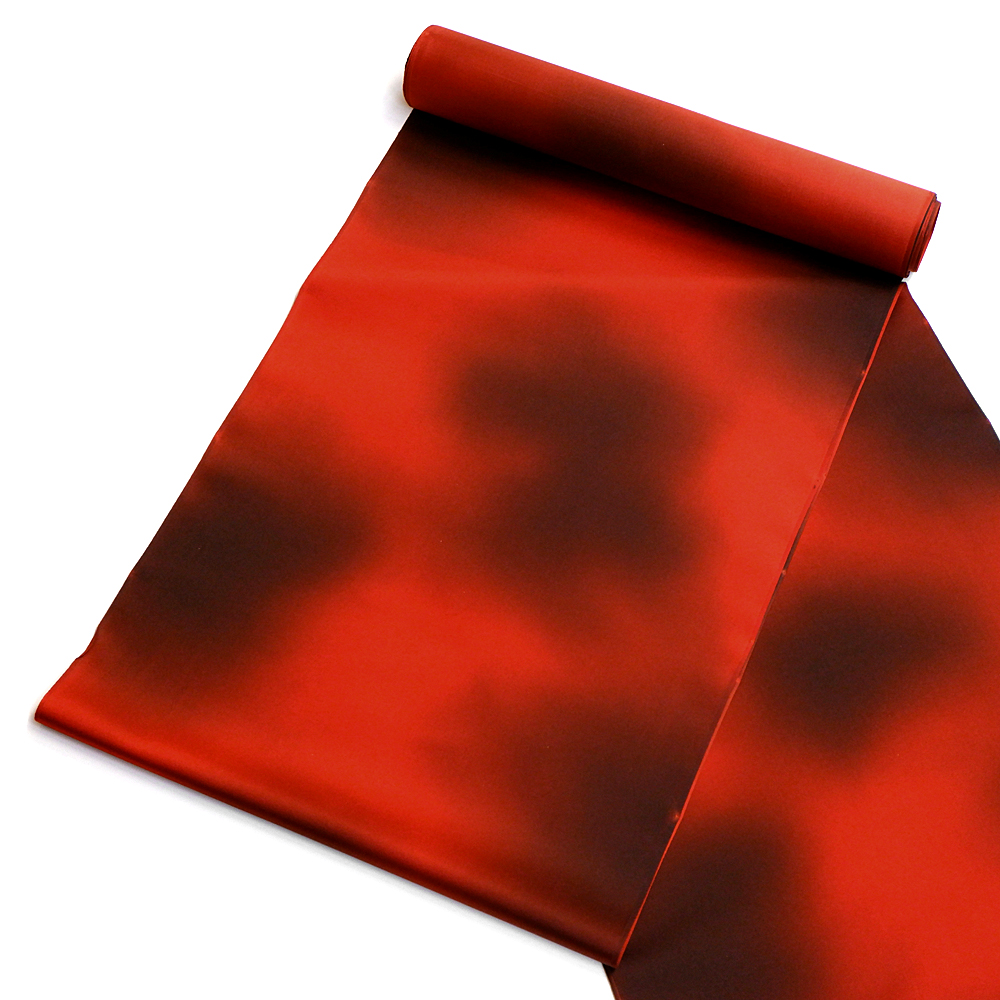 B反　雨コート反【赤に靄】