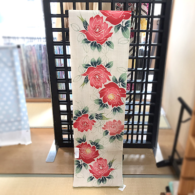 八代目がブログ更新しました♪ 八代目イチオシの三勝浴衣をご紹介♪【浴衣×三勝】 八代目がブログ更新しました♪ 八代目イチオシの三勝浴衣をご紹介♪【浴衣×三勝】