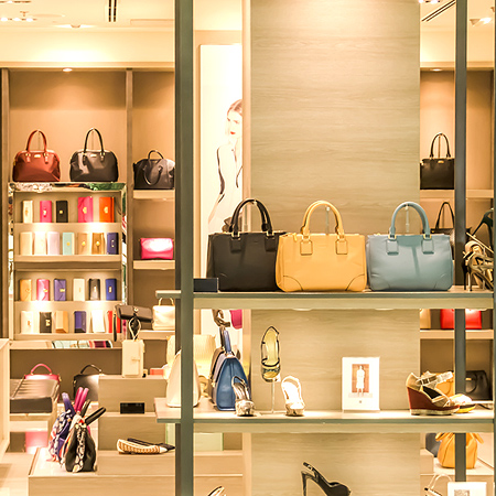 八代目がブログ更新しました♪ 着物の収納について八代目がかんたん解説♪【着物×収納】 八代目がブログ更新しました♪ 着物の収納について八代目がかんたん解説♪【着物×収納】