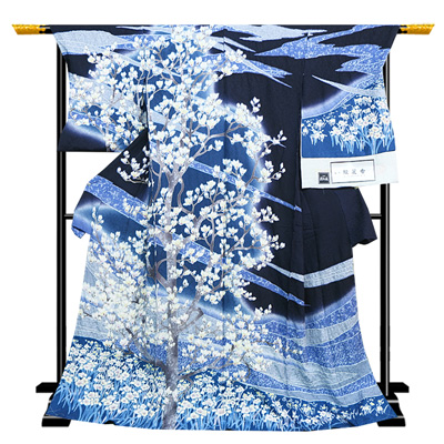 【新着情報】美しさに目が奪われる。。青柳ブランドの特選訪問着