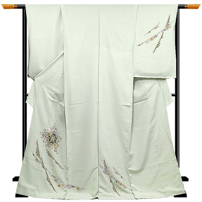 【水曜のお買い得商品】菱健桐壷のシンプルを着こなす訪問着