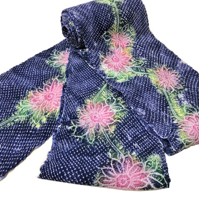 【新着情報】濃紺地の可愛らしさのある「藤娘きぬたや」の高級絞り浴衣