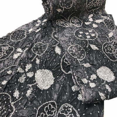 【新着情報】高級ブランド「藤娘きぬたや」消炭色のオシャレ絞り浴衣