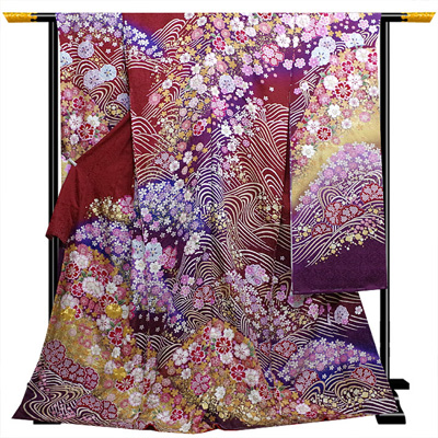 【新着情報】絞り染の華やかさが際立つ辻が花柄の人気の赤が入荷