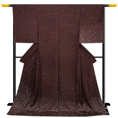 【新着情報】色蒔糊技法で染められた上品なお着物「高木宗壽」氏の訪問着３点が入荷