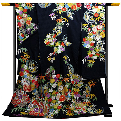 【新着情報】色彩で映える古典のおしゃれ。京友禅の正統派振袖