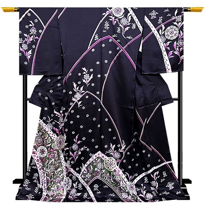 【新着情報】パープルの美しさが際立つ、パーティーで映えてくれるスタイリッシュな訪問着が入荷