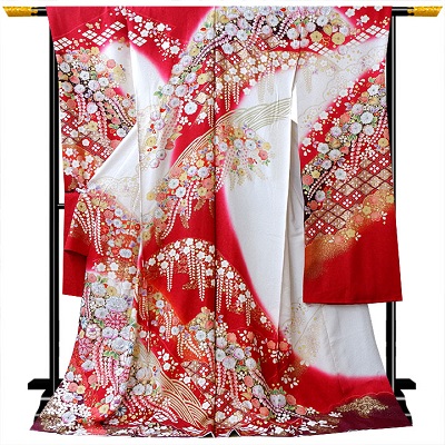 【12/8 新着商品】一流ブランド「関芳」創作の幻想的な辻が花振袖、2タイプが入荷！